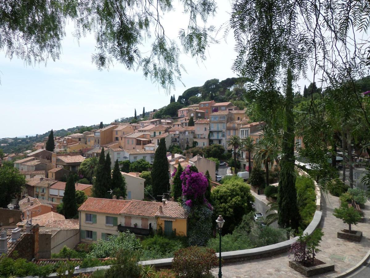 T2 BORMES LES MIMOSAS, La Faviere à 5 mn à pieds de la plage Bormes-les-Mimosas Exterior foto