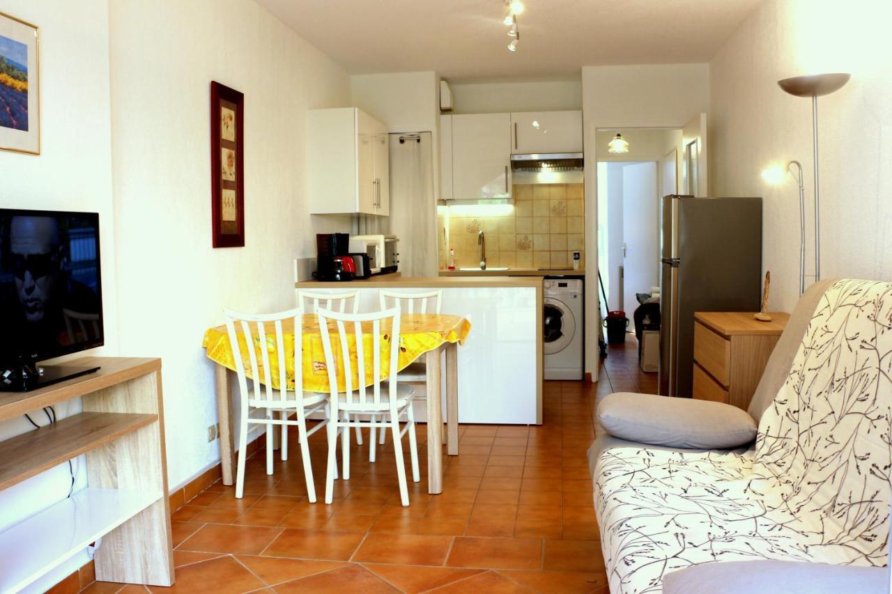 T2 BORMES LES MIMOSAS, La Faviere à 5 mn à pieds de la plage Bormes-les-Mimosas Exterior foto