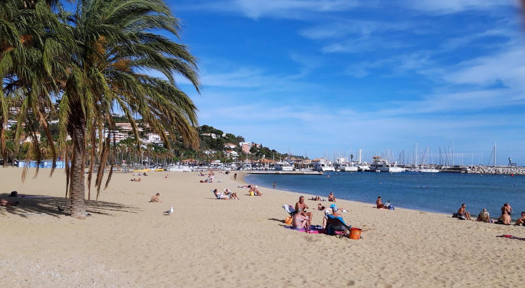 T2 BORMES LES MIMOSAS, La Faviere à 5 mn à pieds de la plage Bormes-les-Mimosas Exterior foto