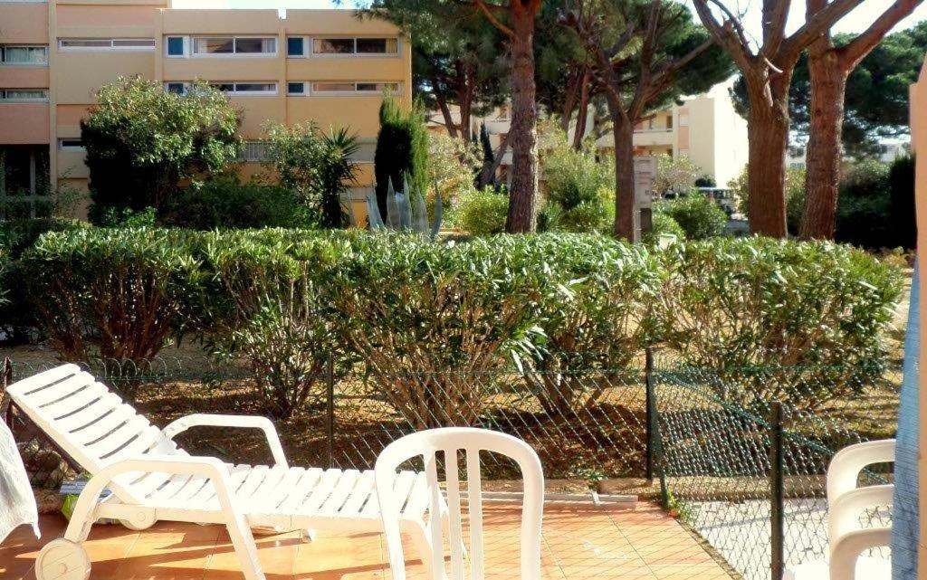 T2 BORMES LES MIMOSAS, La Faviere à 5 mn à pieds de la plage Bormes-les-Mimosas Exterior foto